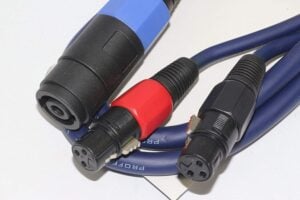 1.5m Professional 2 Channel Speakon to 2 x Female XLR Plug Blue Speaker Cable