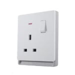 SWE Switched Socket 1 gang 13A